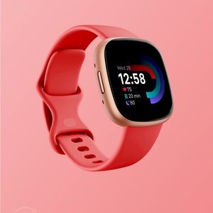 NIB Fitbit Versa 4 in Pink Sand / Copper Rose Aluminum